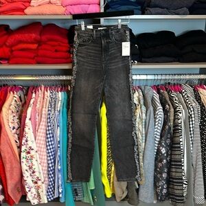 Good American acid black Good Classic straight leg frayed sides/cuff size 2 NWT